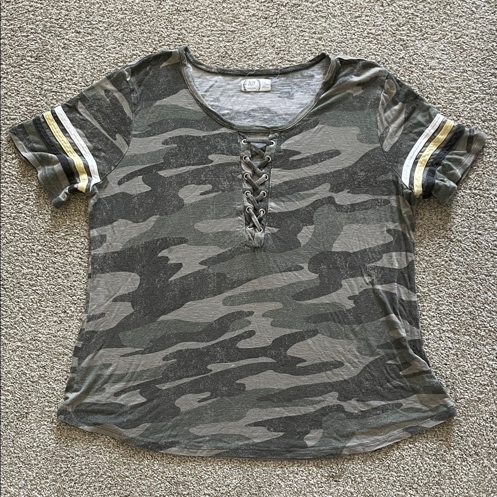Maurices Gray Camo Lace-Up Tee